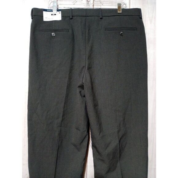Nautica Pants‎ Men's 44 Gray Dress Pants - Picture 4 of 7